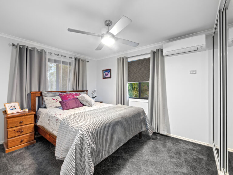 1 Sealy Street, Silkstone, QLD 4304