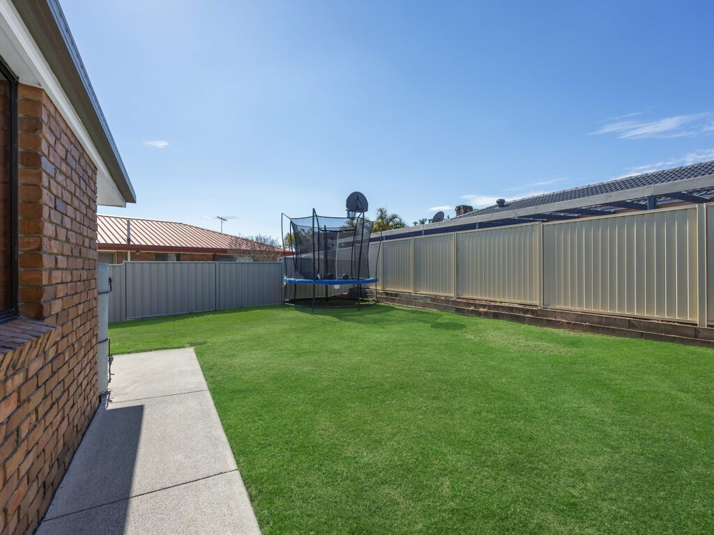 22 Equestrian Drive, Yamanto, QLD 4305