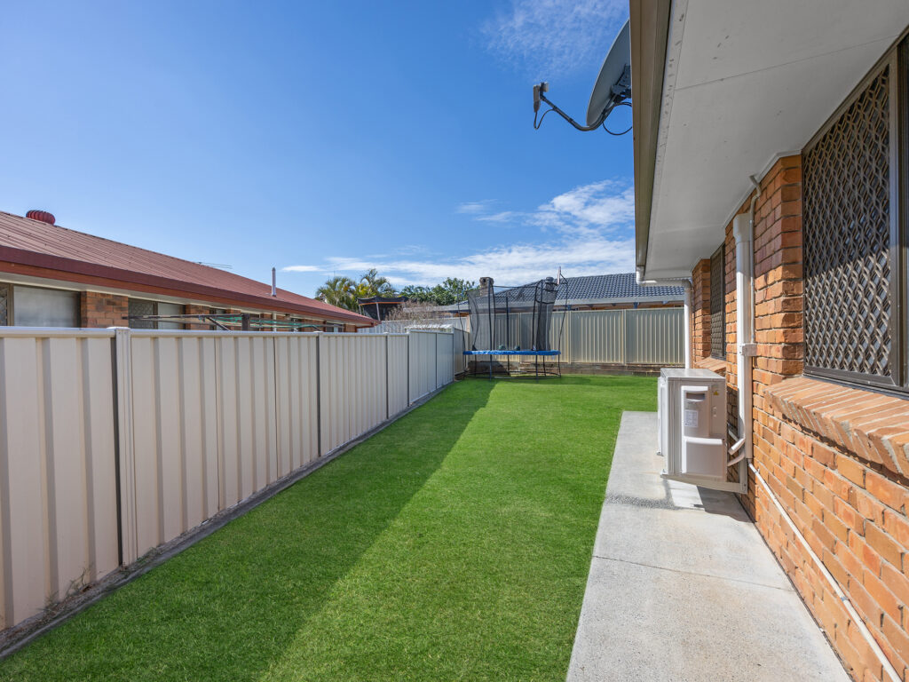 22 Equestrian Drive, Yamanto, QLD 4305