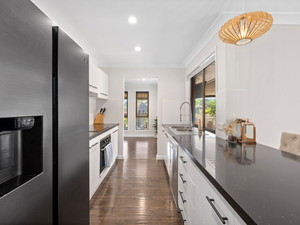 22 Equestrian Drive, Yamanto, QLD 4305