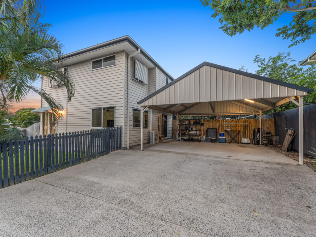 2A Trumpy Street, Silkstone, QLD 4304