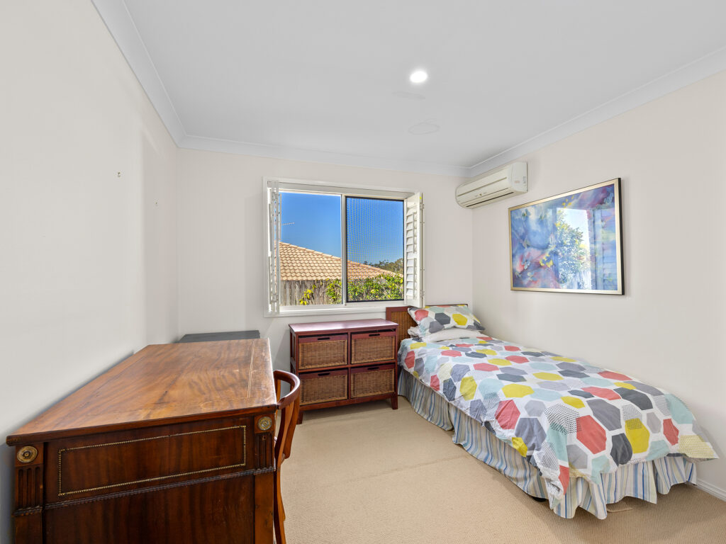 24 Wardoo Street, Ashmore, QLD 4214