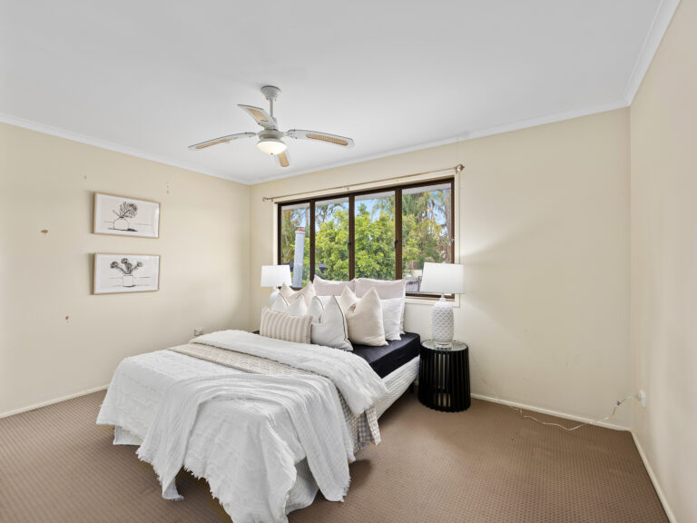 27 Garden Avenue, Camira, QLD 4300