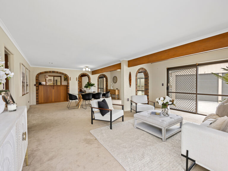 27 Garden Avenue, Camira, QLD 4300