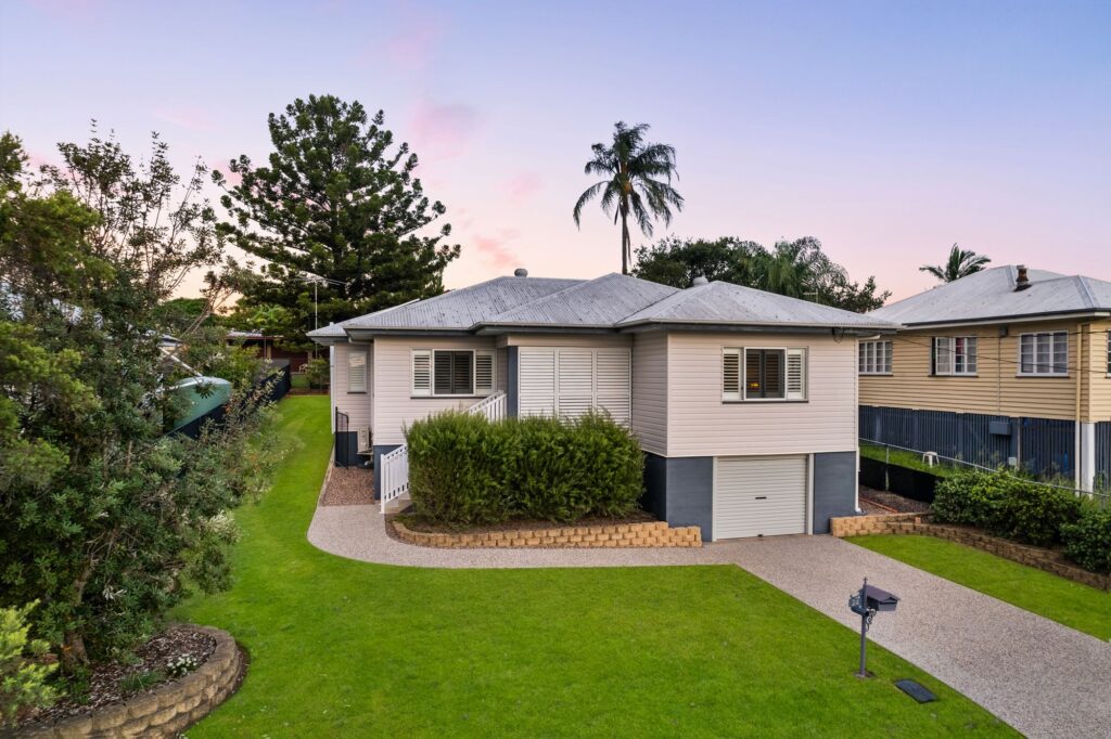 24 Pemberton Street, Booval, QLD 4304