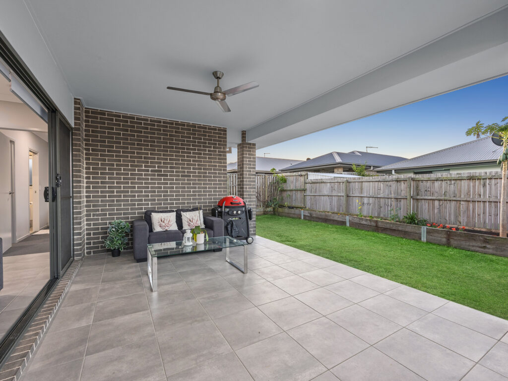 House-Deebing Heights-QLD-R2-3772693