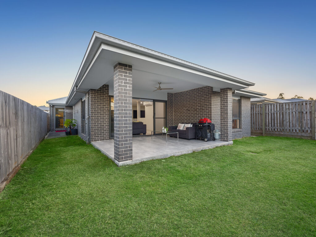 House-Deebing Heights-QLD-R2-3772693