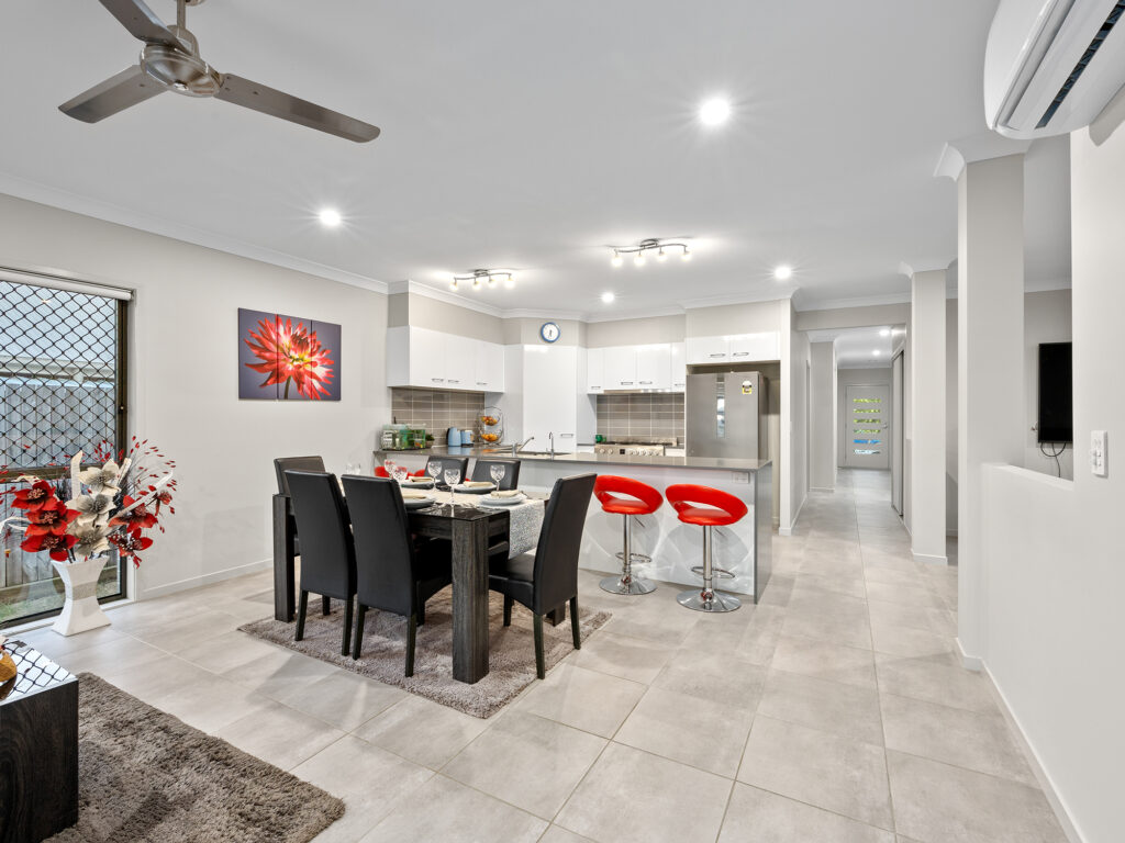 House-Deebing Heights-QLD-R2-3772693