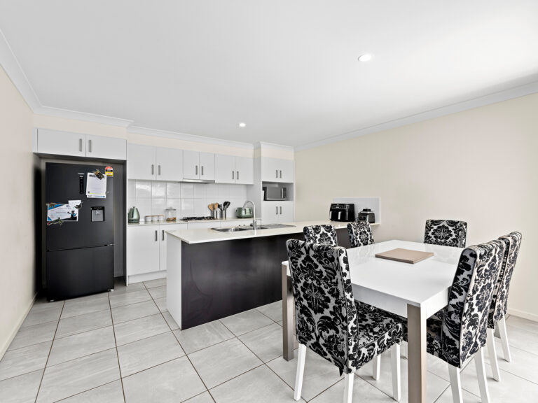 House-Redbank Plains-QLD-R2-3775876
