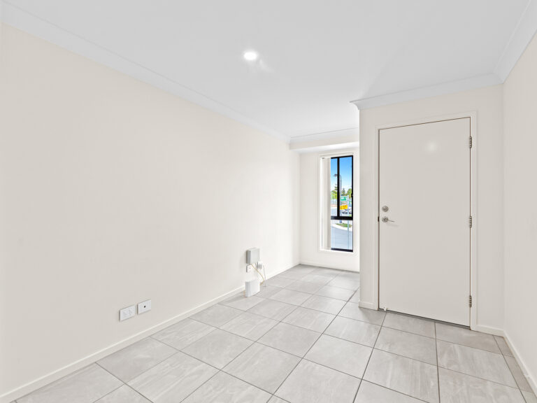 House-Redbank Plains-QLD-R2-3775876