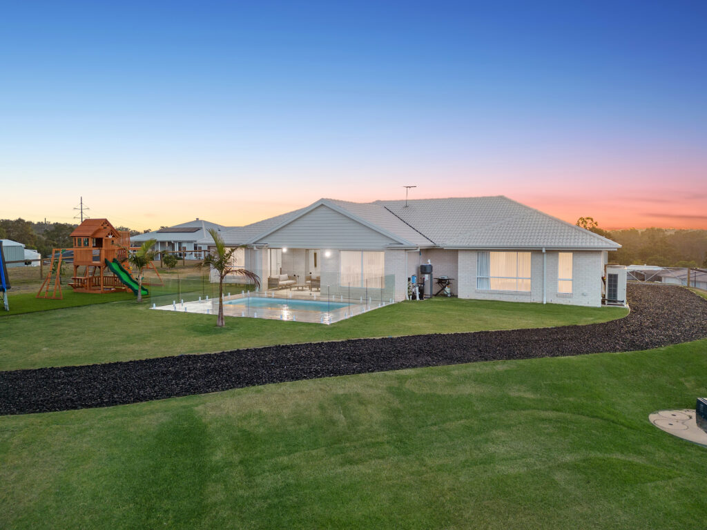 33 Paluma Place, Karalee, QLD 4306
