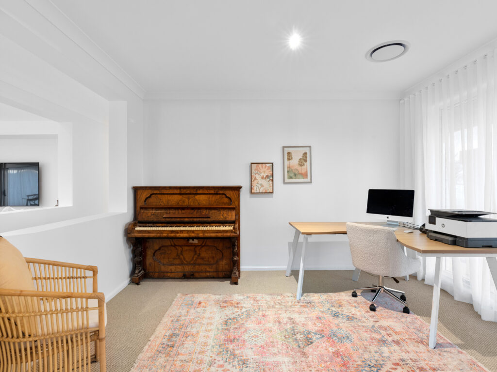 33 Paluma Place, Karalee, QLD 4306