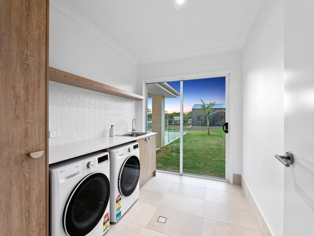 33 Paluma Place, Karalee, QLD 4306