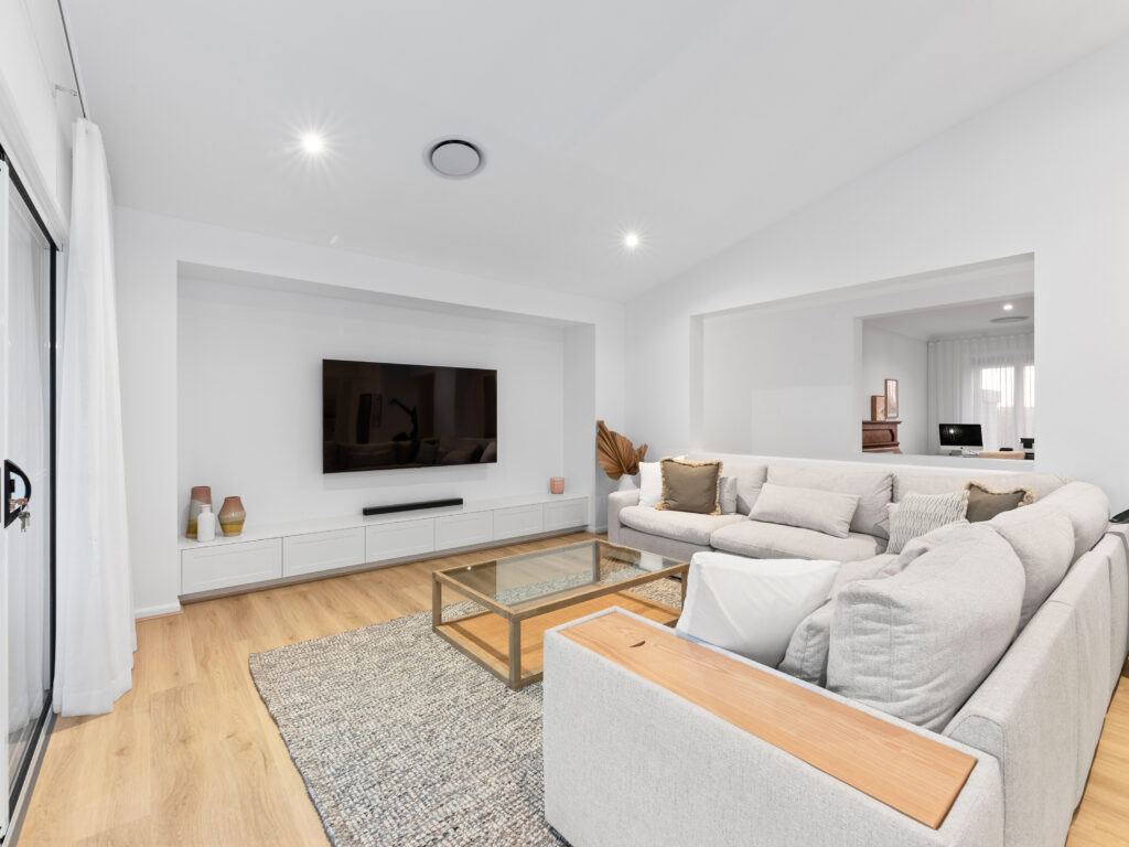 33 Paluma Place, Karalee, QLD 4306
