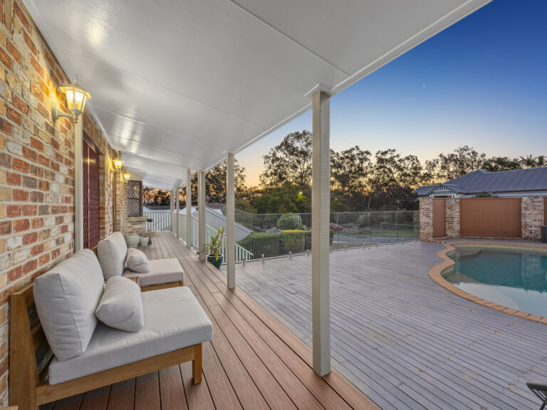 52 Barcoorah Street, Westlake, QLD 4074