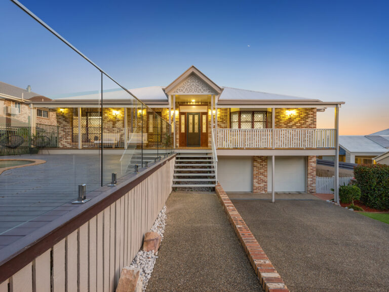 52 Barcoorah Street, Westlake, QLD 4074