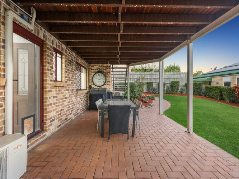 52 Barcoorah Street, Westlake, QLD 4074