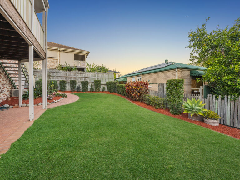 52 Barcoorah Street, Westlake, QLD 4074