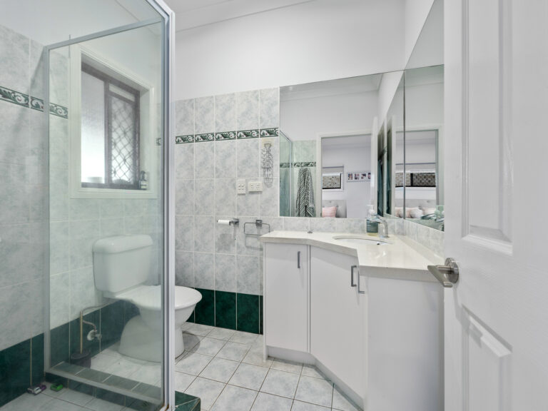 52 Barcoorah Street, Westlake, QLD 4074