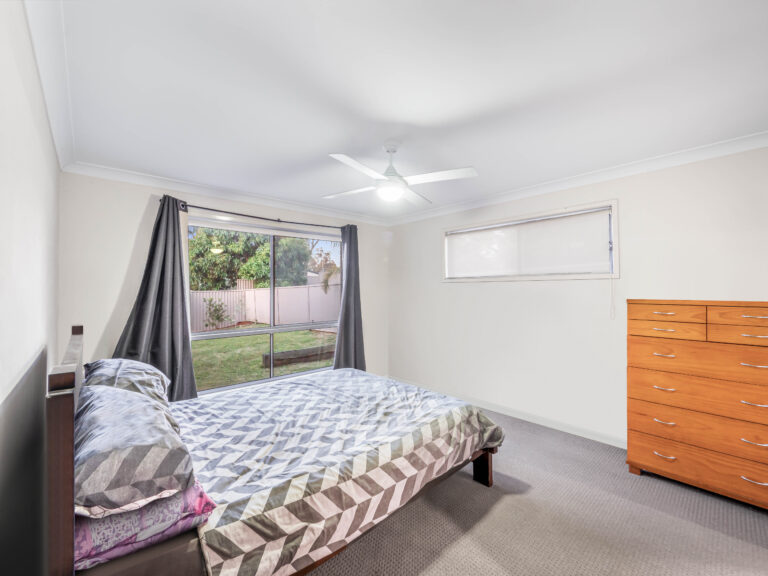 1 & 2/5 Kanangra Street, Redbank Plains, QLD 4301