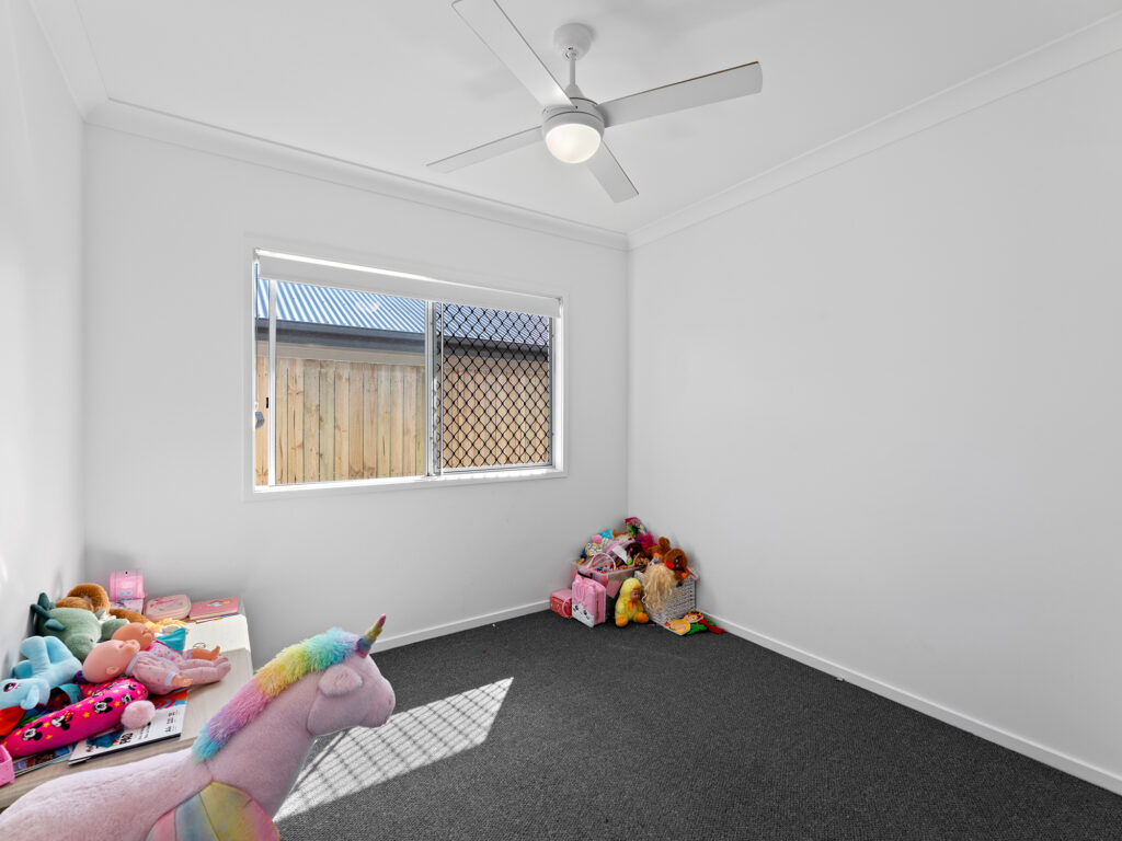 13 Tulloch Street, Logan Reserve, QLD 4133