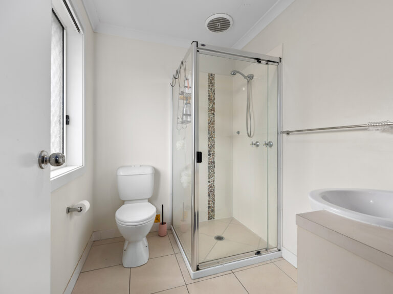 House-Redbank Plains-QLD-R2-3787414