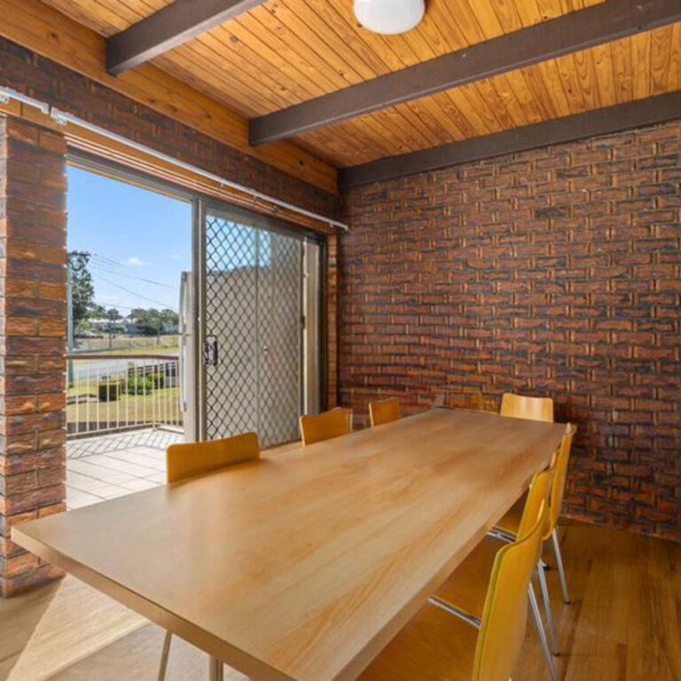 Unit-Dinmore-QLD-R2-3788327