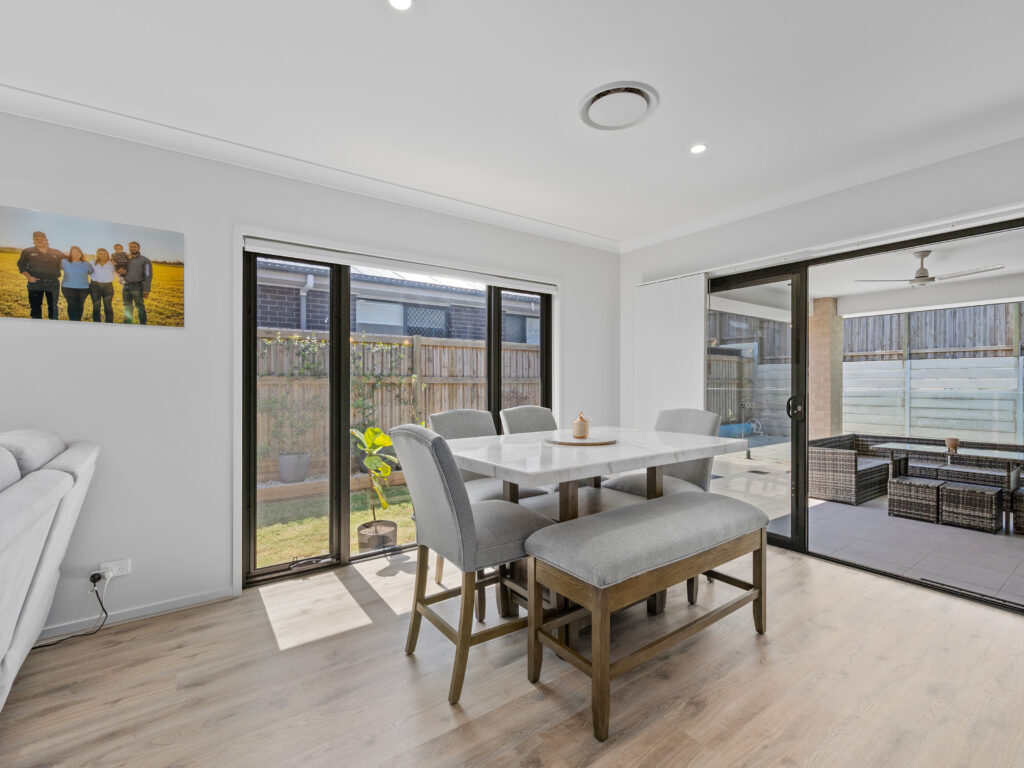 House-Deebing Heights-QLD-R2-3788637