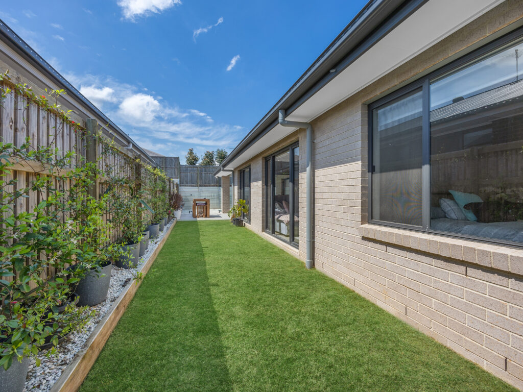House-Deebing Heights-QLD-R2-3788637