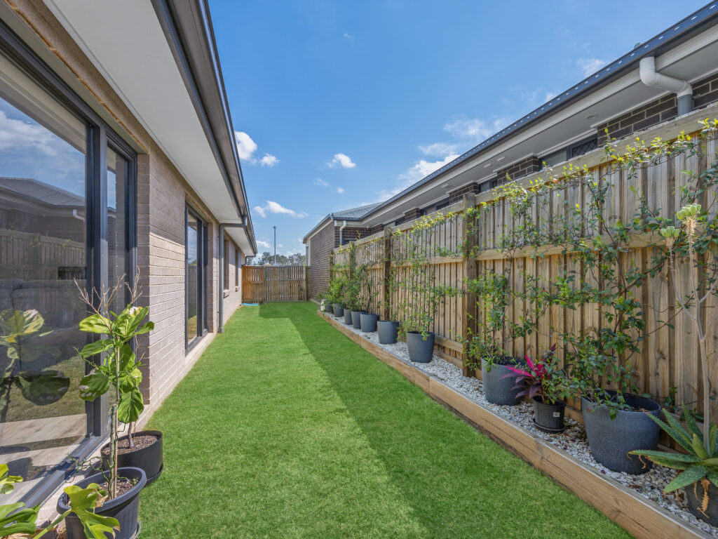 House-Deebing Heights-QLD-R2-3788637