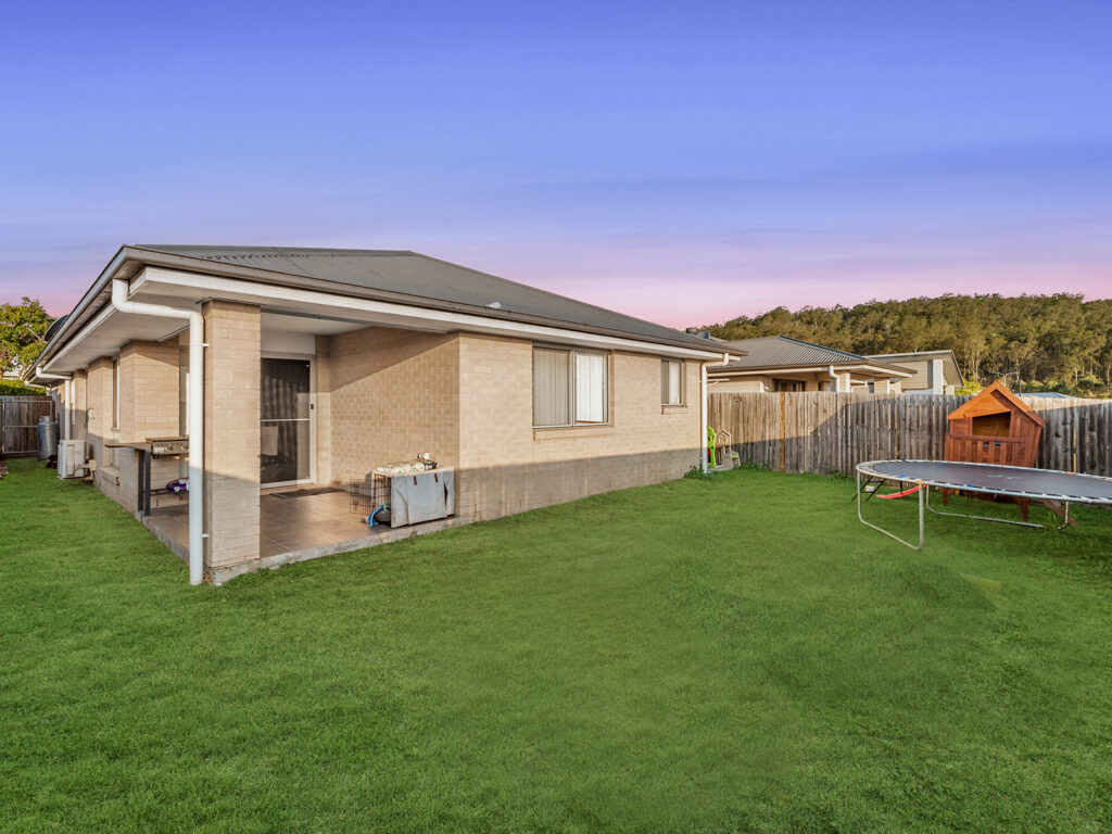 House-Redbank Plains-QLD-R2-3789171