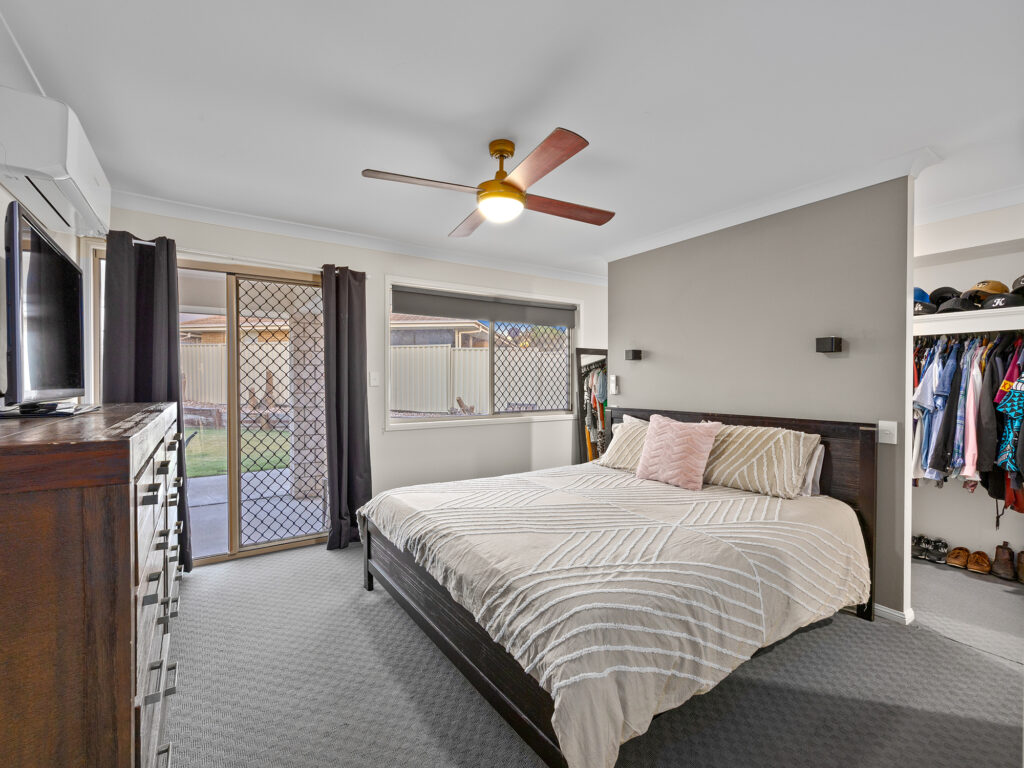 17 Willow Close, Raceview, QLD 4305