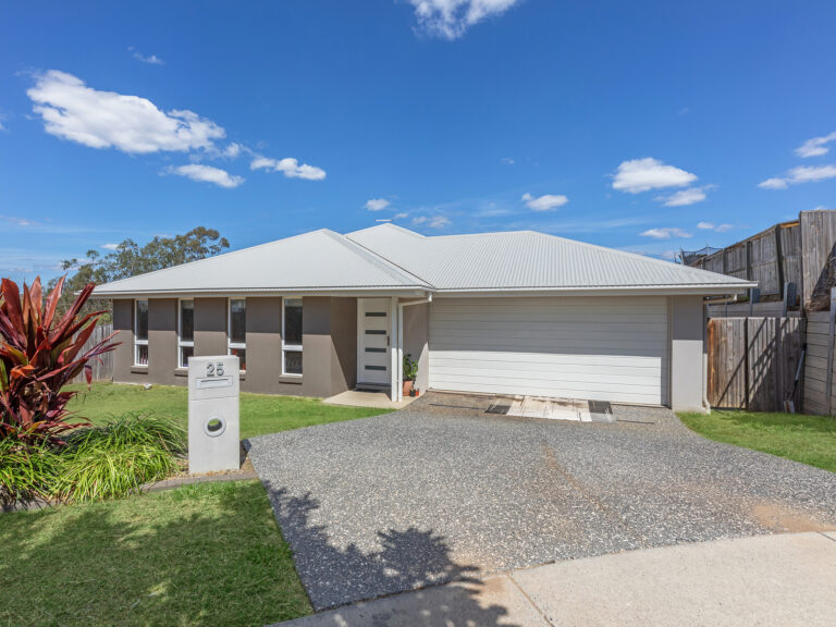 House-Deebing Heights-QLD-R2-3792065