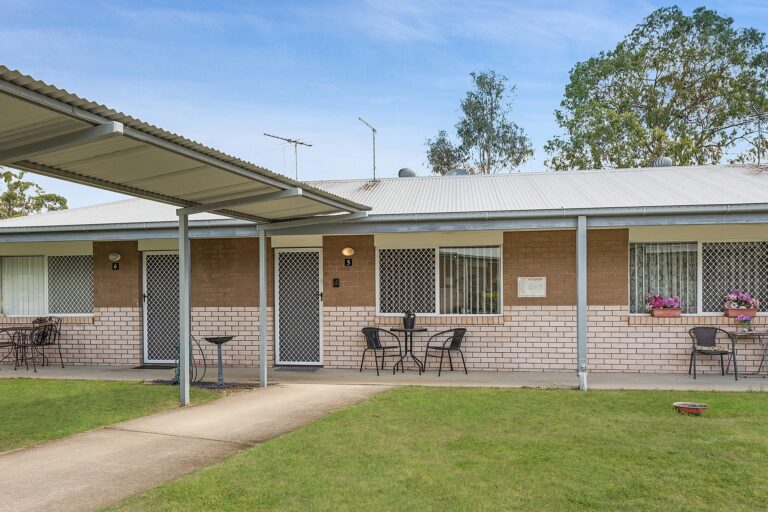 Unit-Flinders View-QLD-R2-3796196
