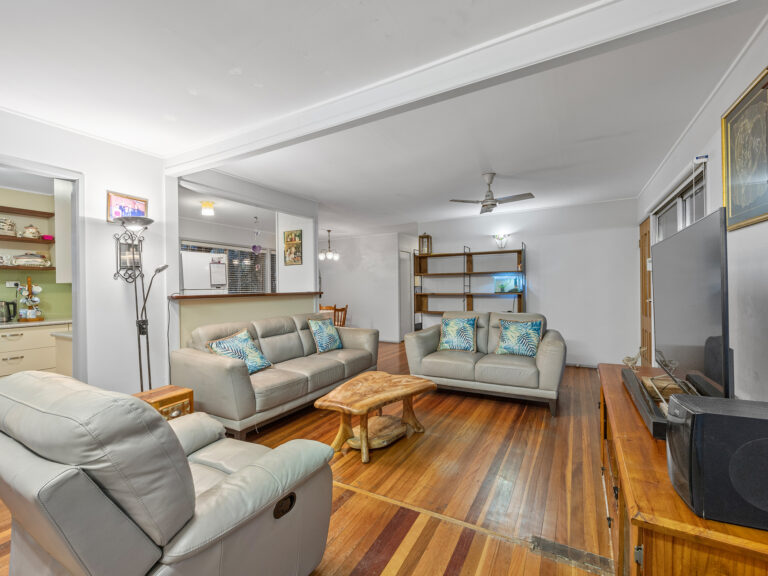 House-Redbank Plains-QLD-R2-3799099