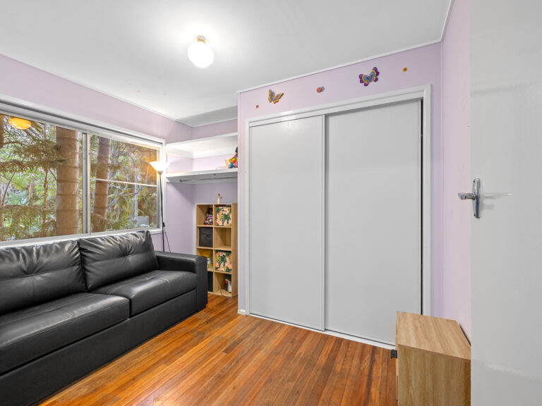House-Redbank Plains-QLD-R2-3799099