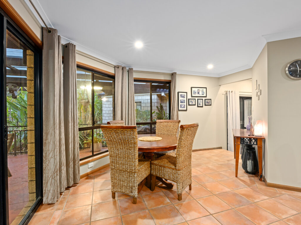 13 Mawson Place, Forest Lake, QLD 4078