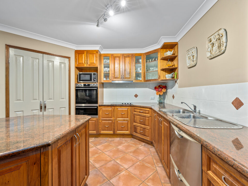 13 Mawson Place, Forest Lake, QLD 4078