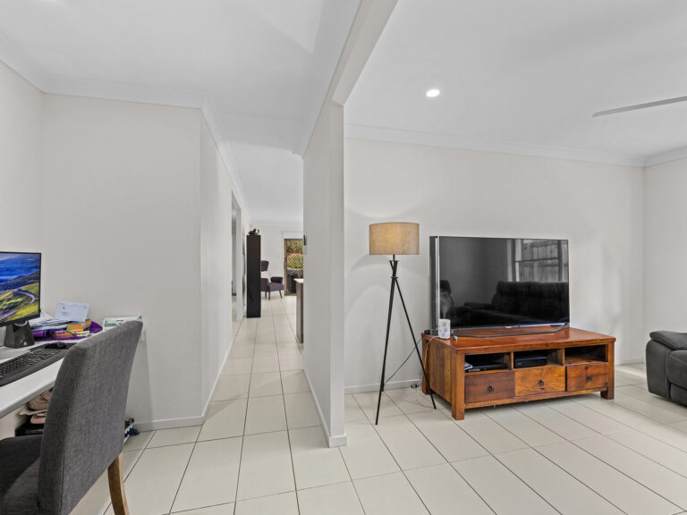 House-Augustine Heights-QLD-R2-3807434