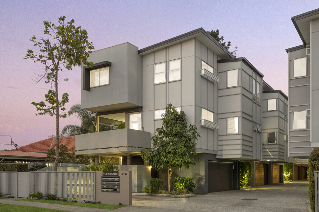 Townhouse-Mount Gravatt East-QLD-R2-3808072