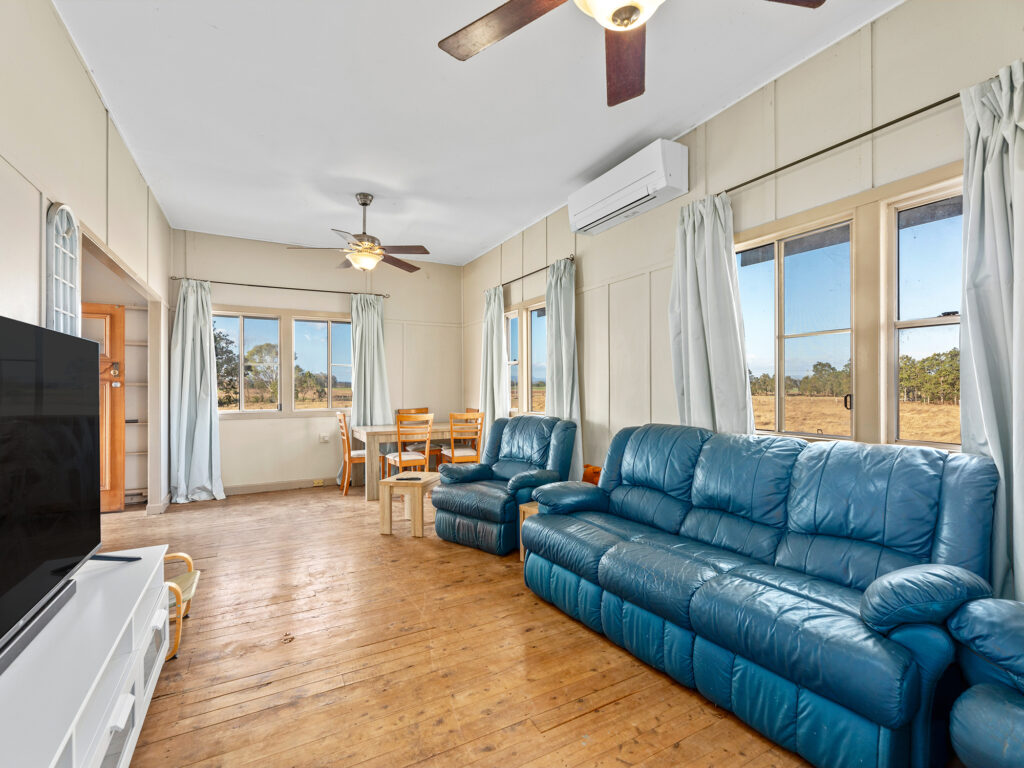939 Clarendon Road, Clarendon, QLD 4311