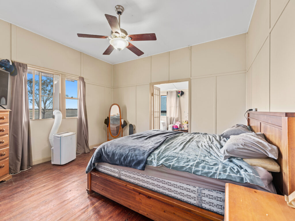 939 Clarendon Road, Clarendon, QLD 4311