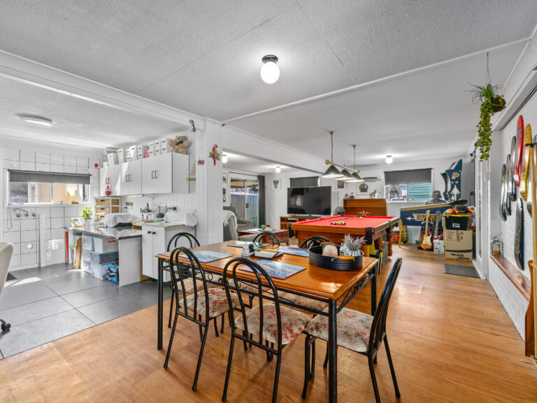 House-Redbank Plains-QLD-R2-3809418