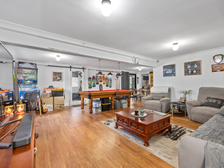 House-Redbank Plains-QLD-R2-3809418