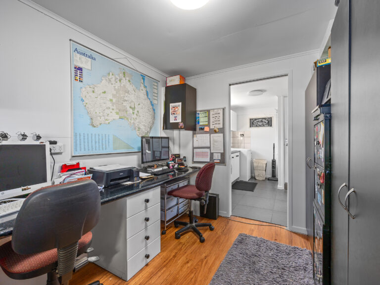 House-Redbank Plains-QLD-R2-3809418