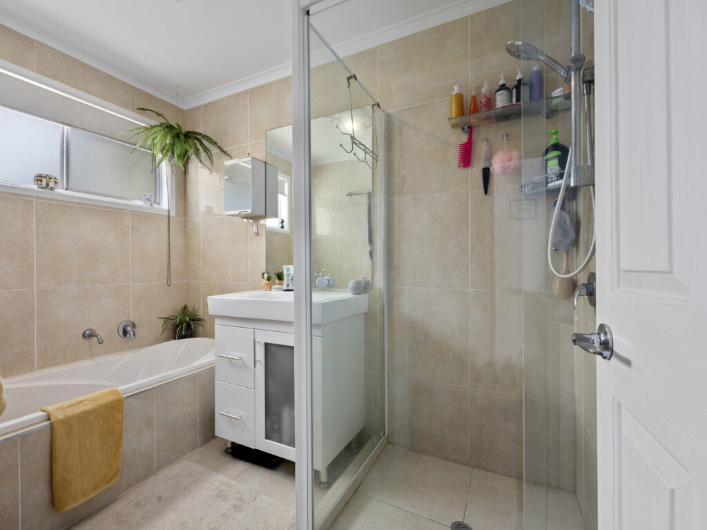 House-Redbank Plains-QLD-R2-3809418