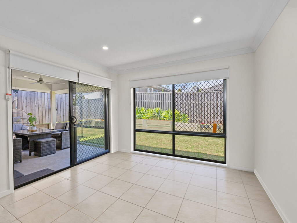 House-Deebing Heights-QLD-R2-3812784