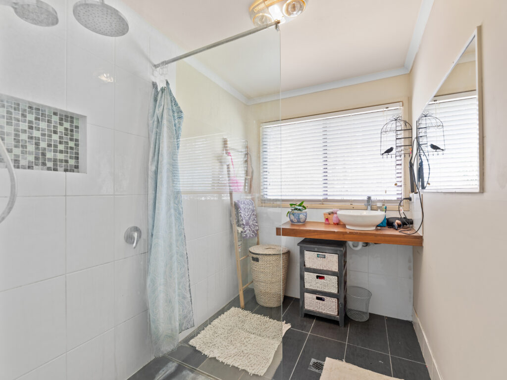 House-Thagoona-QLD-R2-3823681