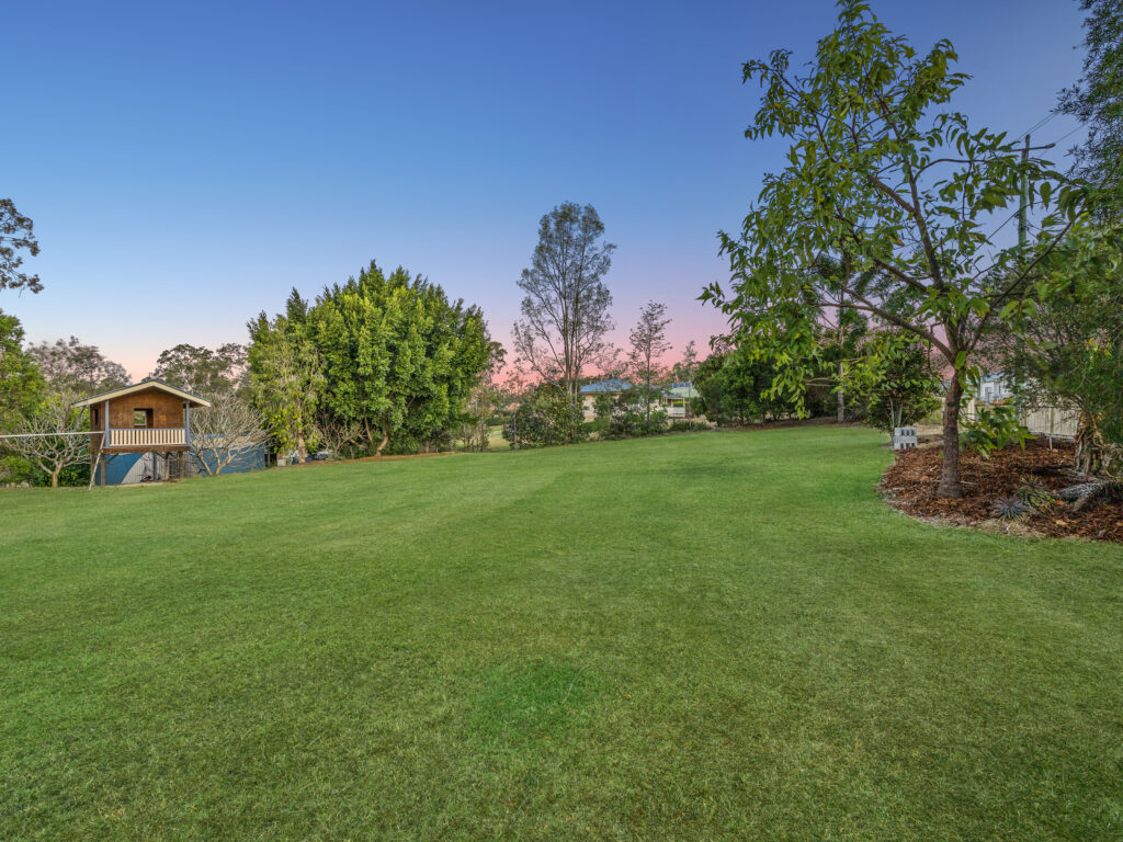 11-17 Eastfield Court, Deebing Heights, QLD 4306