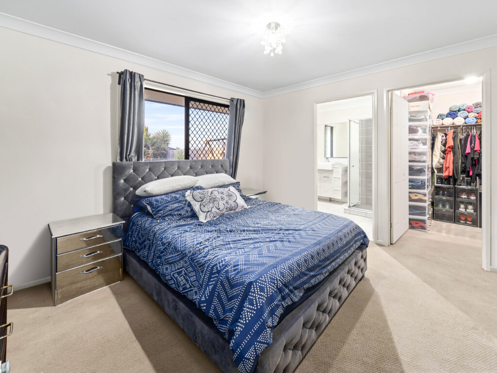 House-Redbank Plains-QLD-R2-3824082